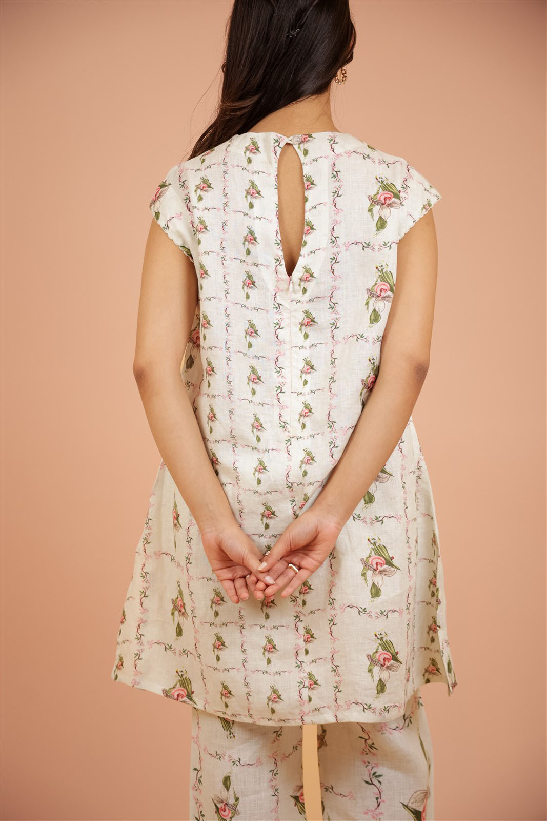 Ivory Floral Straight Kurta Set