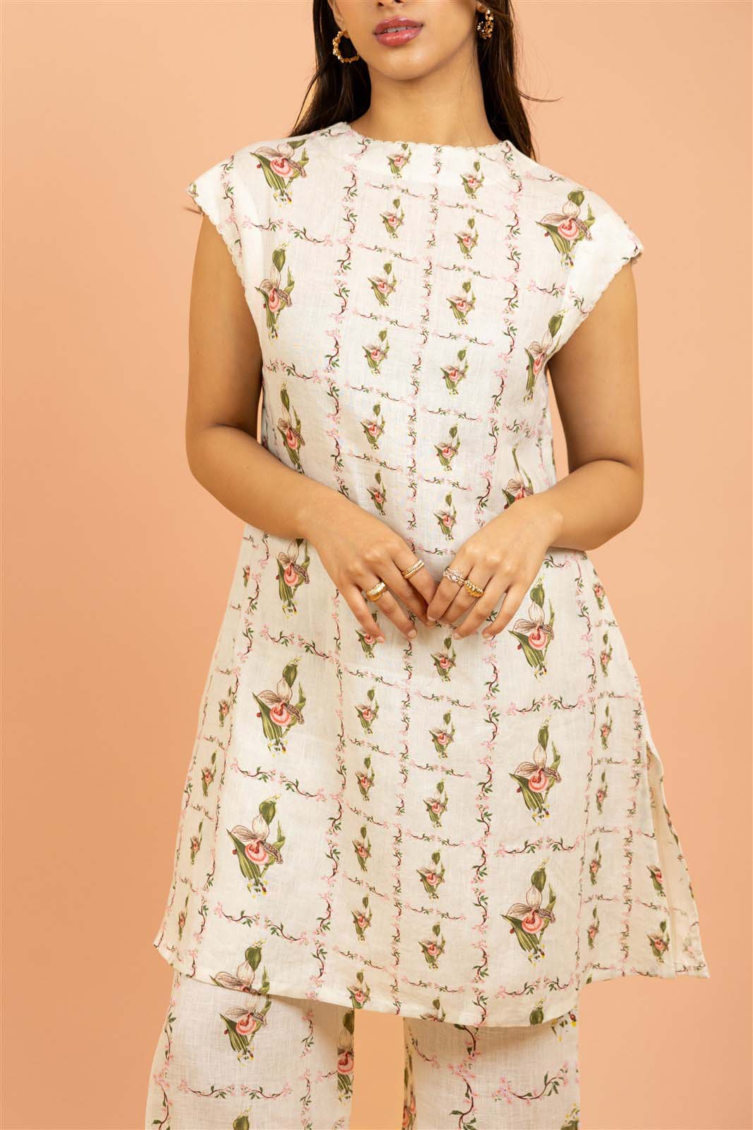 Ivory Floral Straight Kurta Set
