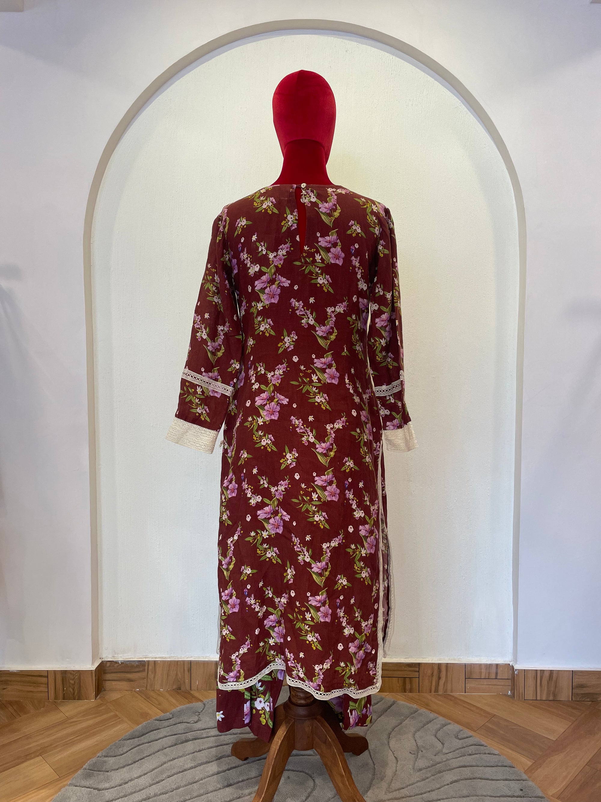 Linen laced Kurta Set