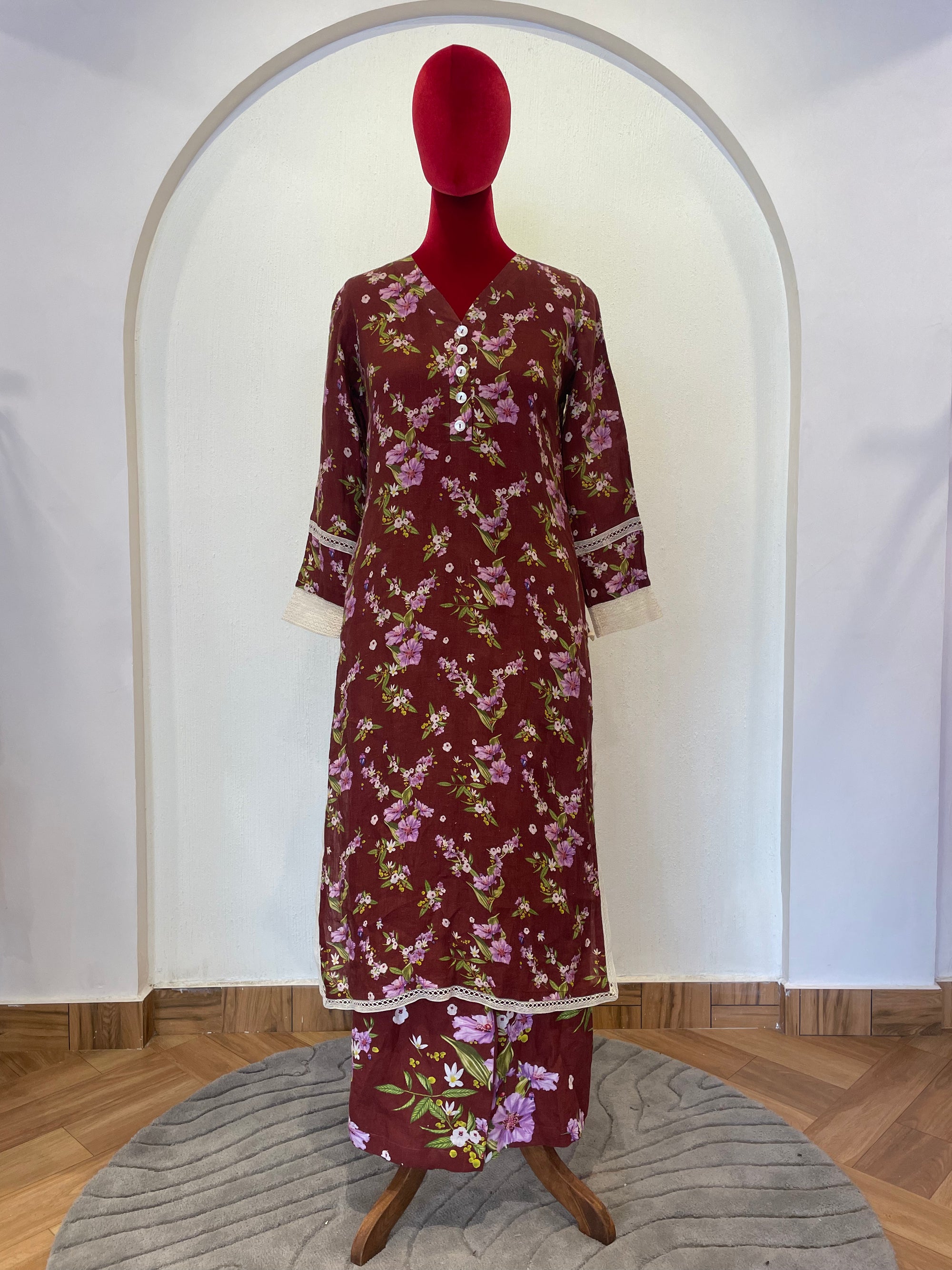 Linen laced Kurta Set
